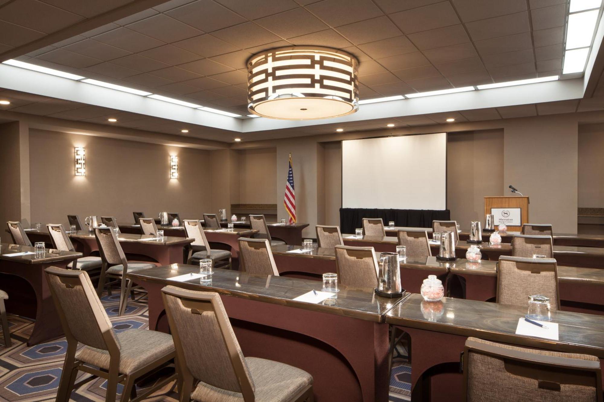 Sheraton Bucks County Langhorne Exterior photo