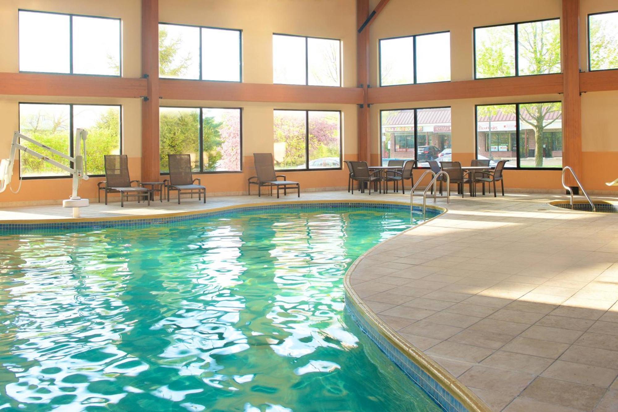 Sheraton Bucks County Langhorne Exterior photo